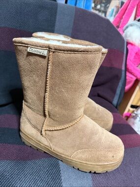 BearPaw Chestnut Suede Short Shearling Boots